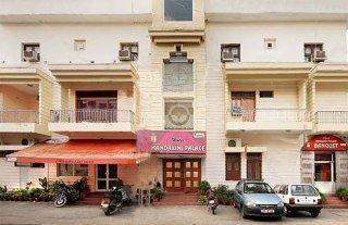 Mandakini Kanpur Exteriör bild